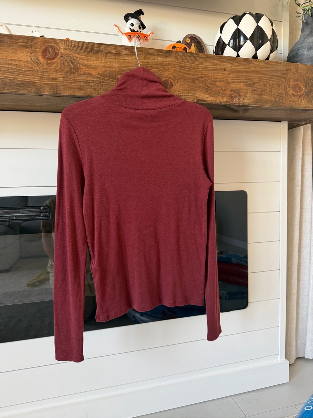 EILEEN FISHER Top S Stretch Viscose Jersey Turtleneck Long Sleeve Berry Red USA